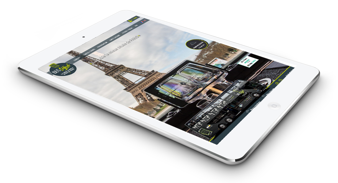 Tablette avec une image de la Tour Eiffel.